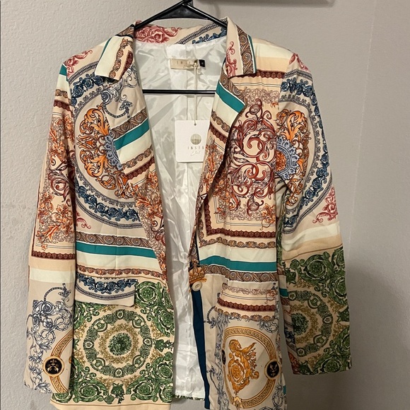 Elegant Multicolor Patterned Blazer - Picture 4 of 10